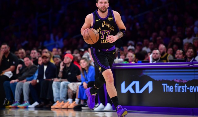 开云-单场50+战绩：东契奇8胜0负 詹姆斯12胜2负 库里10胜5负 KD5胜4负