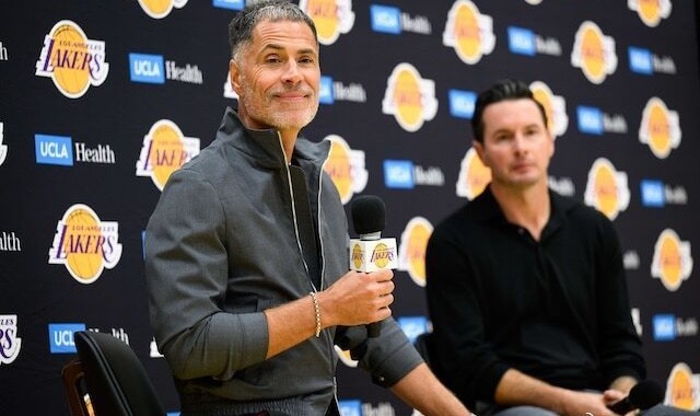 开云-曝湖人满意现有阵容！将专注买断市场 与多位球星有传闻但预计无动作|詹姆斯|洛杉矶湖人队|NBA常规赛|nba|交易_新浪体育_新浪新闻